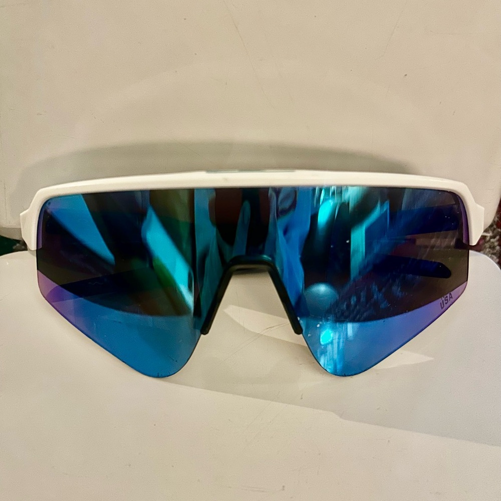 CUSTOM SUTRO SUNGLASSES (Excellent Condition)